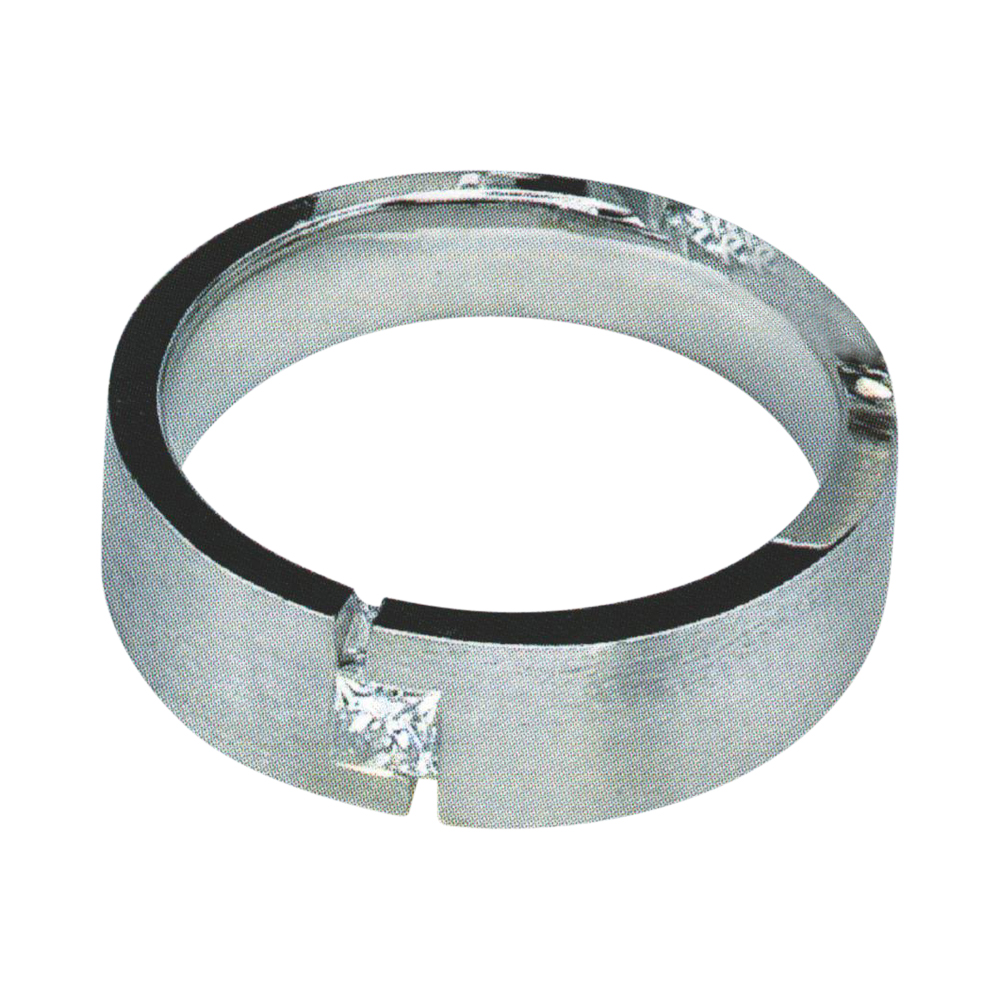 Men's Ring with Classic Elegance with 0.30 carat Princess-Cut Diamond