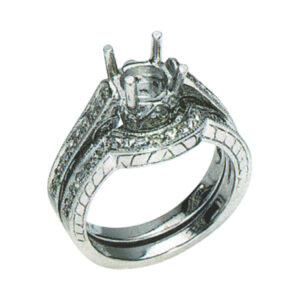 Elegant Wedding Set with 0.39 Carat Round Diamonds in 14k, 18k, and Platinum