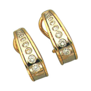 Radiant Beauty Round-Cut 0.60 carat Diamond Earring in 14k, 18k, or Platinum