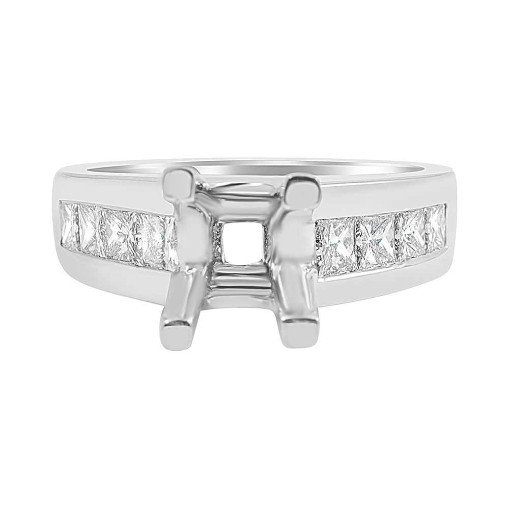 14 Karat Princess Cut White Gold Diamond Engagement Ring (0.88 ctw)
