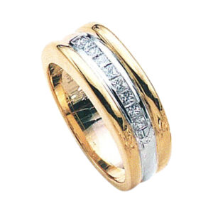Luxurious Men's Ring in 14K Gold with 9 Princess-Cut Diamonds 0.50 Carat Total Weight